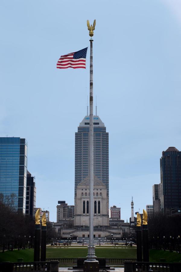 Апартаменти Frontdesk Penn Street Tower Apts Downtown Indy Індіанаполіс Екстер'єр фото