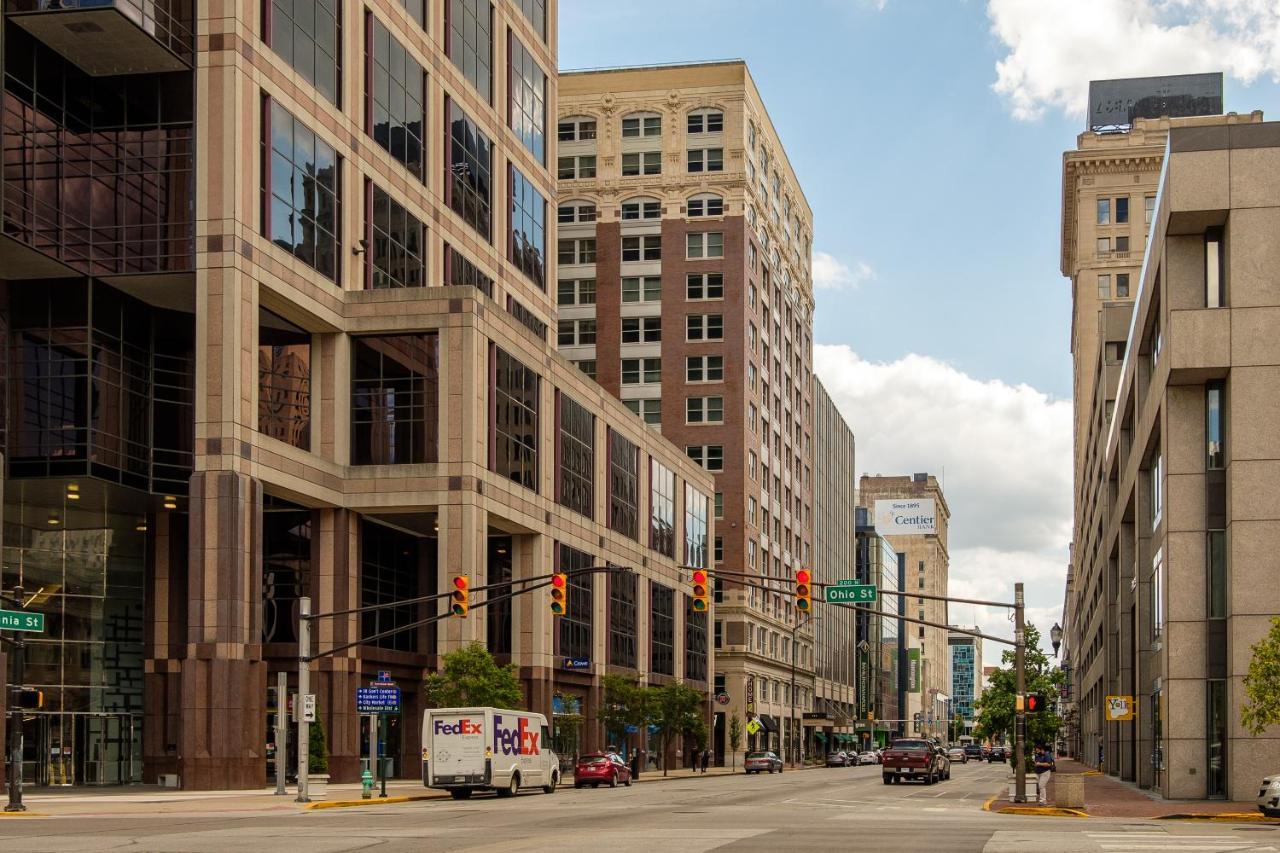 Апартаменти Frontdesk Penn Street Tower Apts Downtown Indy Індіанаполіс Екстер'єр фото